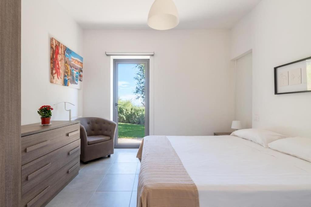 Villa Pettegola Tenuta Il Cavaliere Di Italia Noto- Vista Mare Mini Piscina Idromassaggio Eksteriør billede