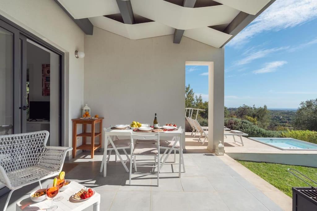 Villa Pettegola Tenuta Il Cavaliere Di Italia Noto- Vista Mare Mini Piscina Idromassaggio Eksteriør billede